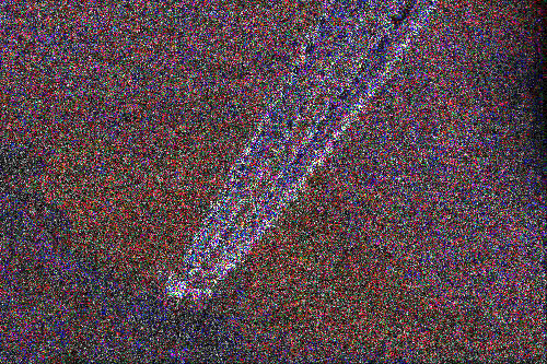 http://fotoforensics.com/analysis.php?id=b9a48470b5c76d4dec3b4f9333dddaa3ba47afce.106045&fmt=ela&size=600